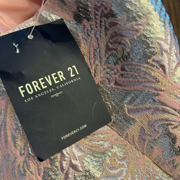 NWT women’s pink metallic woven mini dress w pockets. Size small. Party. Event. - Picture 4 of 10